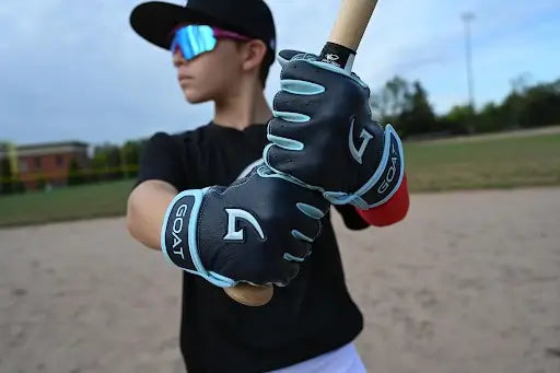 How Should a Baseball Batting Glove Fit Your Hand?